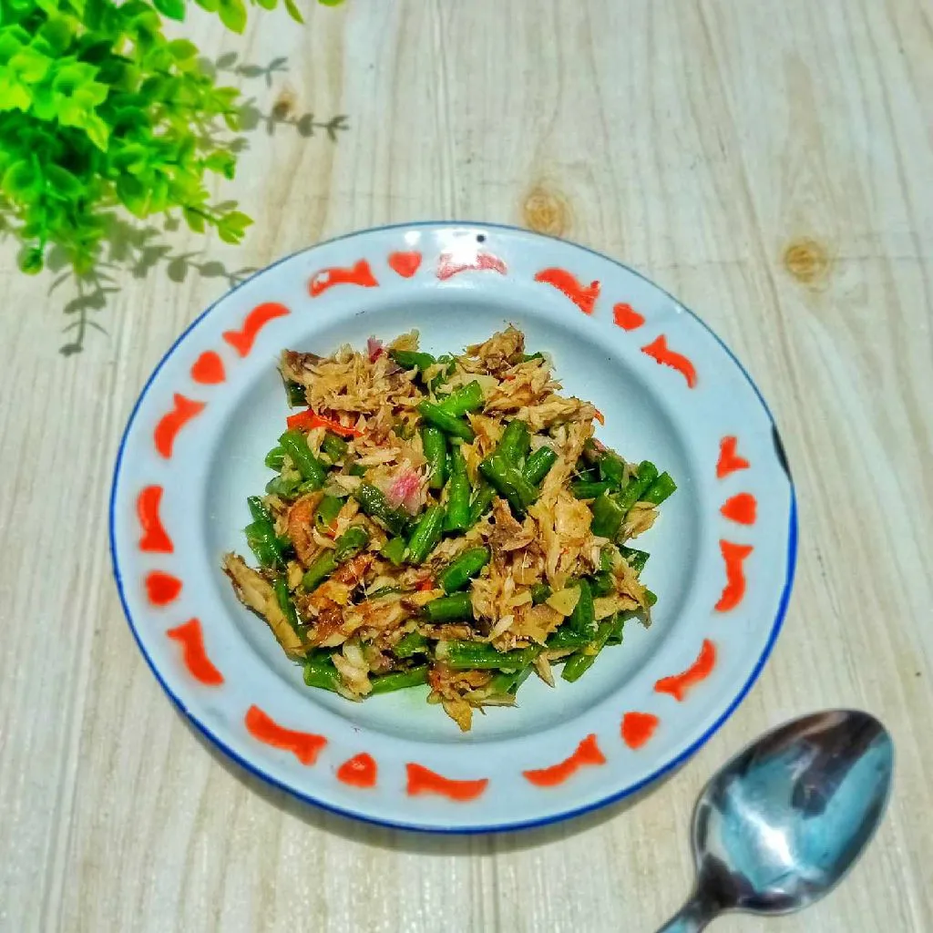 Tumis Kacang Panjang Pindang Suwir