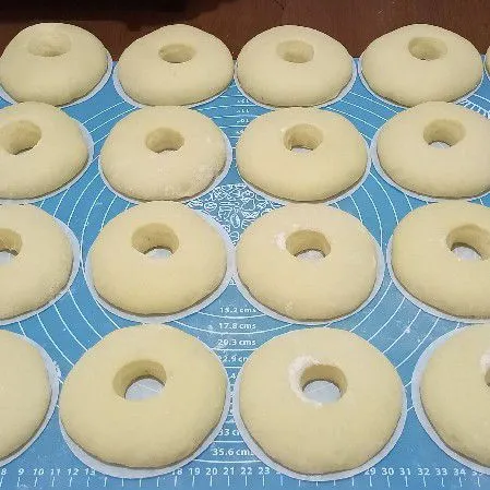 Lalu proffing selama 30 menit sampai mengembang