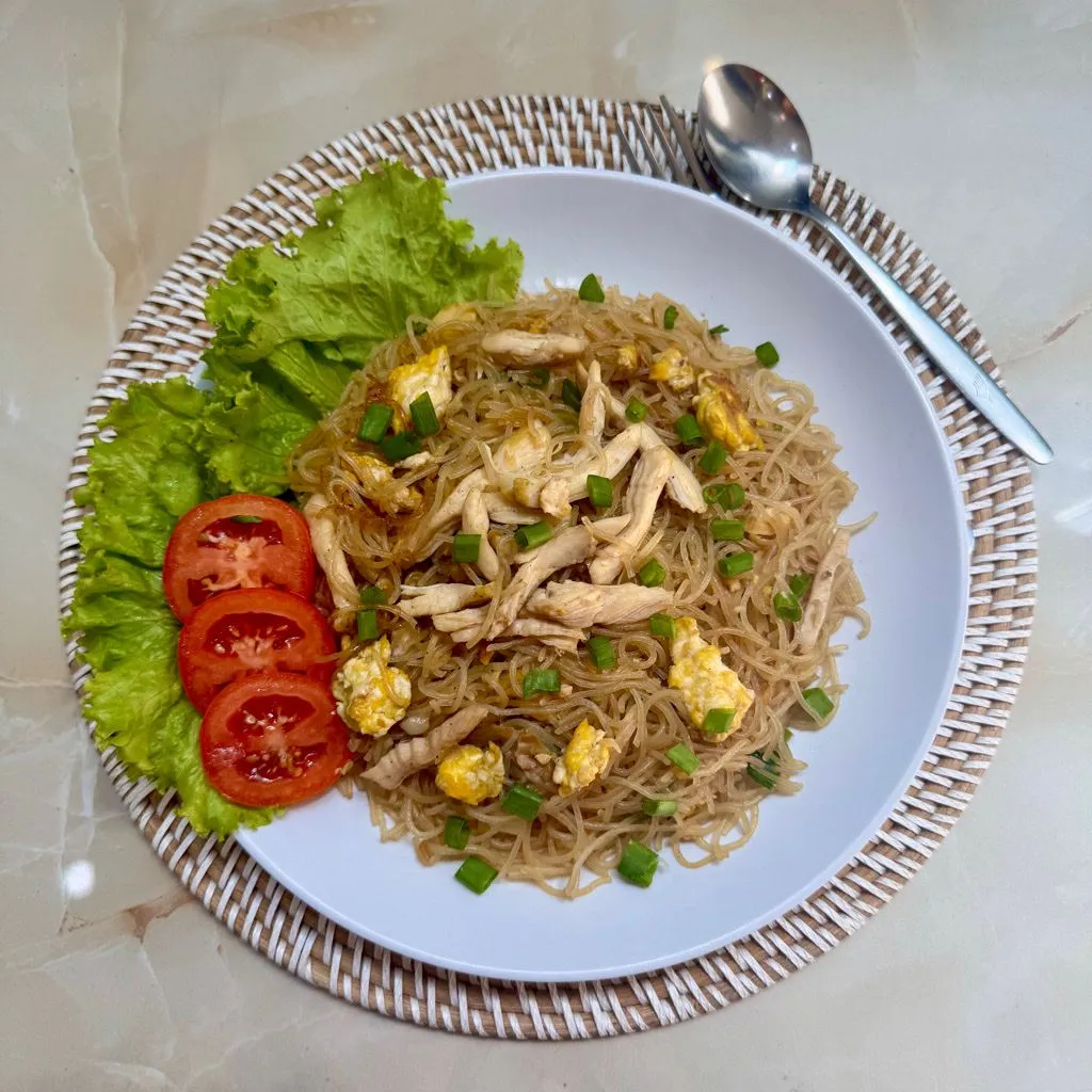 Bihun Goreng Ayam Suwir