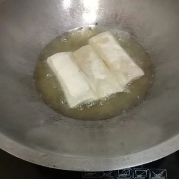 Kemudian goreng hingga kecoklatan