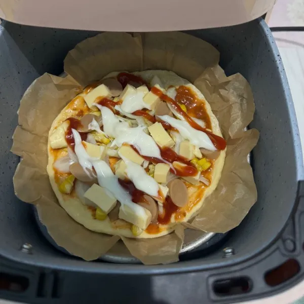 Panggang di air fryer selama 25 menit dengan suhu 180 derajat celsius.
