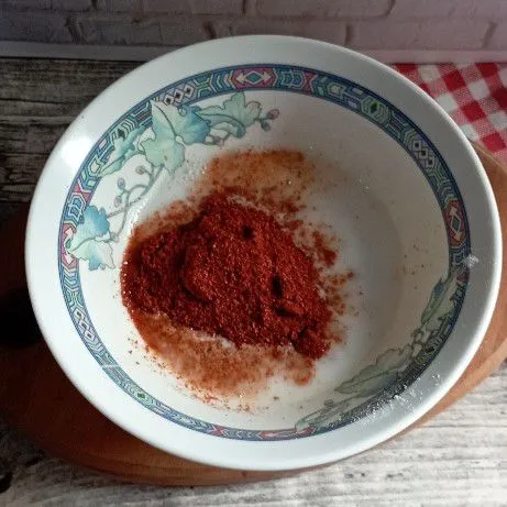 Campur semua bahan saus gochujang, aduk rata.
