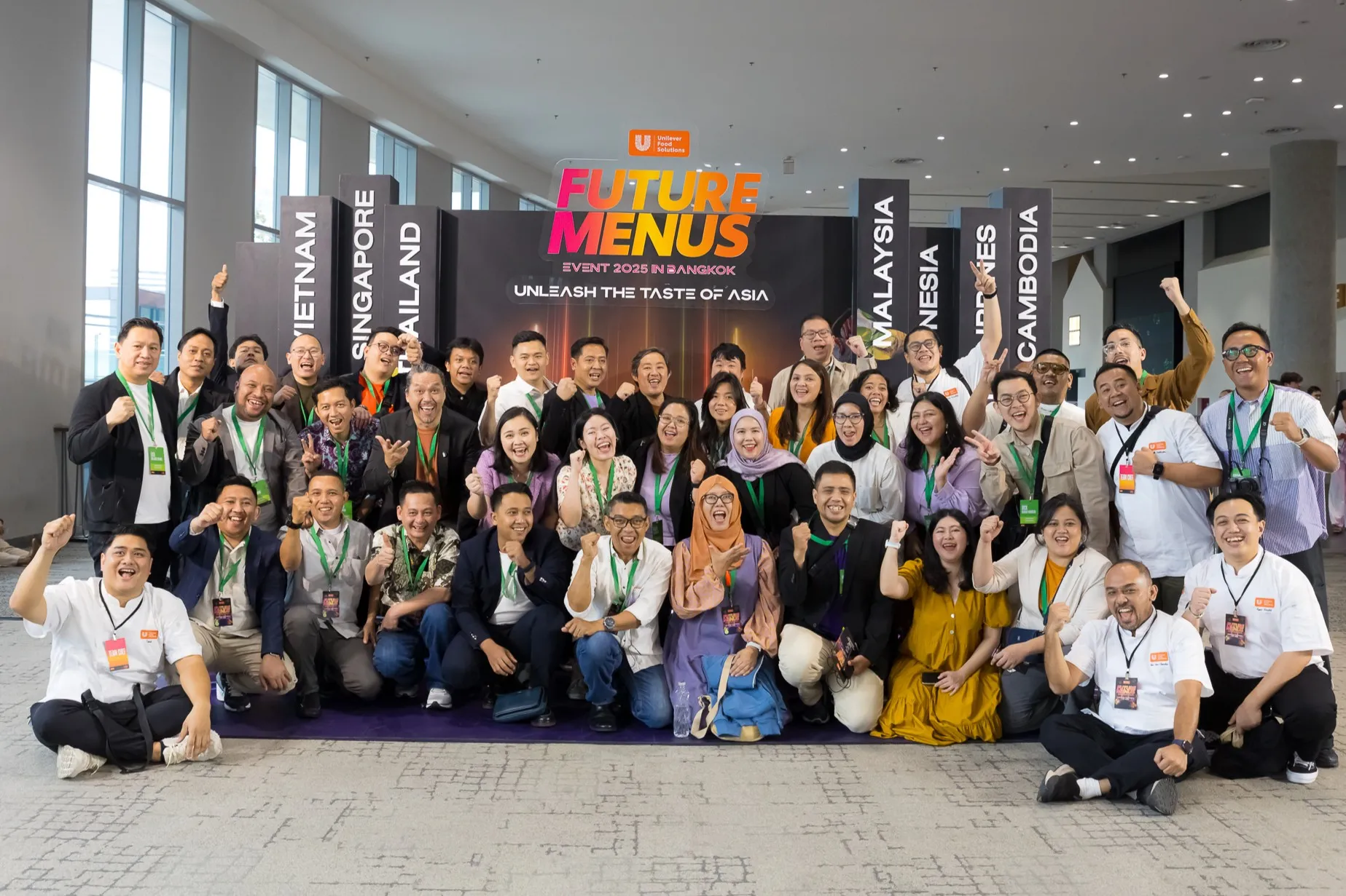 Menurut Chef Ronald Tokilov dari Balicooks, kekuatan kuliner Indonesia terletak pada keautentikan dan rempah-rempahnya. Ia menegaskan bahwa lewat inovasi dan kreativitas, masakan tradisional dapat tampil modern tanpa kehilangan jati diri. Event ini pun dihadiri oleh nama-nama besar seperti TOMA Group, GIOI, ISMAYA Group, hingga Kafe Betawi, yang turut berbagi pandangan dan strategi menghadapi tren kuliner global yang terus berkembang.