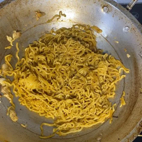 Aduk hingga semua tercampur rata.