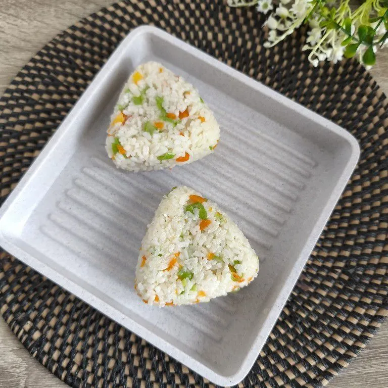 Onigiri Sayur Isi Ayam Lada Hitam #KurCepBulanIni