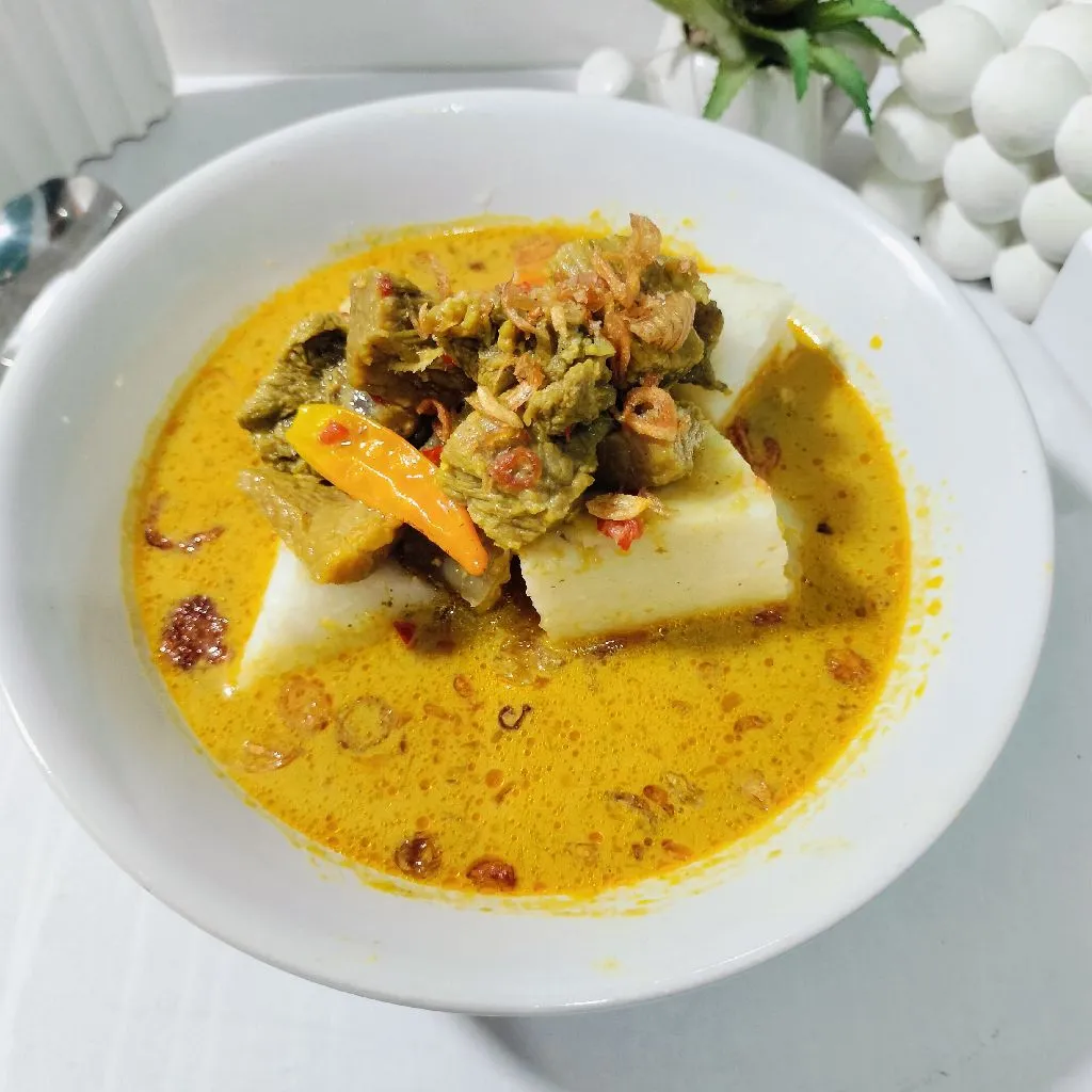 Lontong Kari