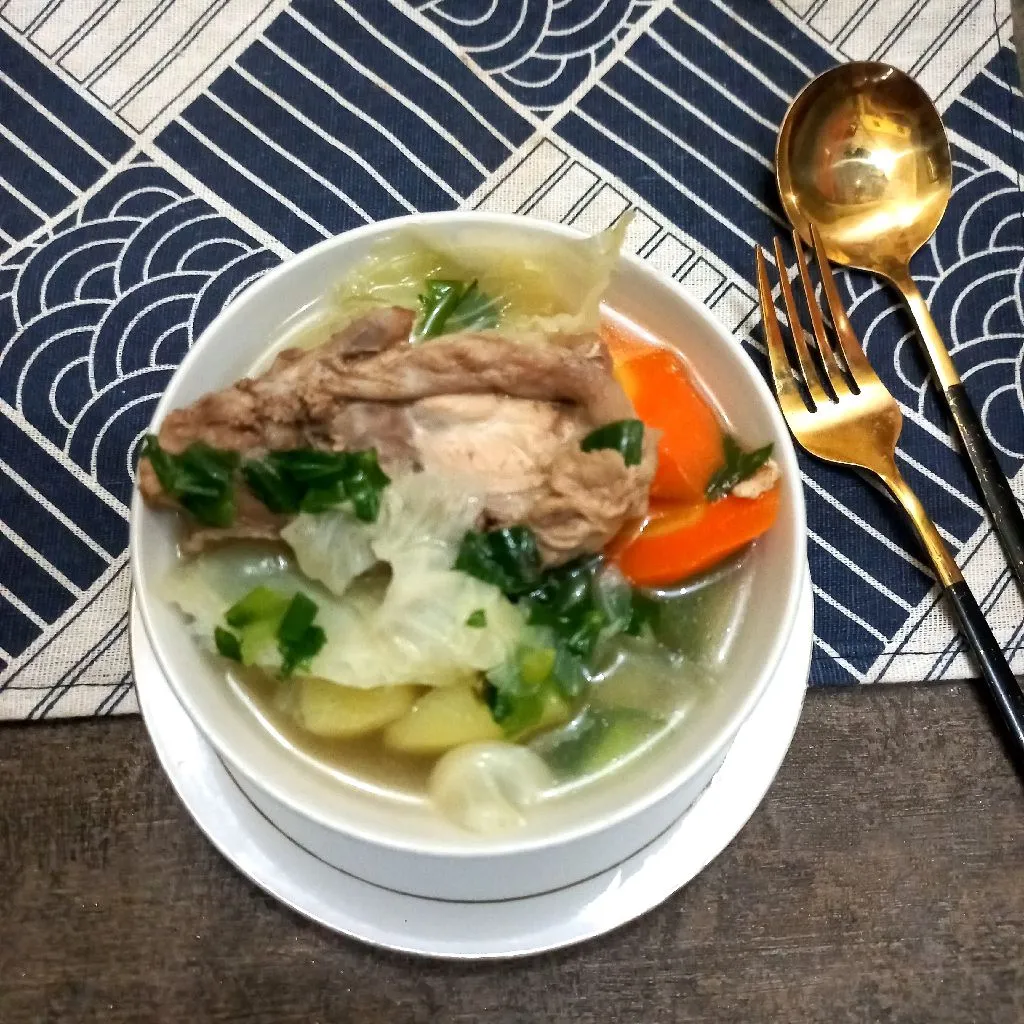 Sayur Sop Tulang Ayam Minyak Wijen