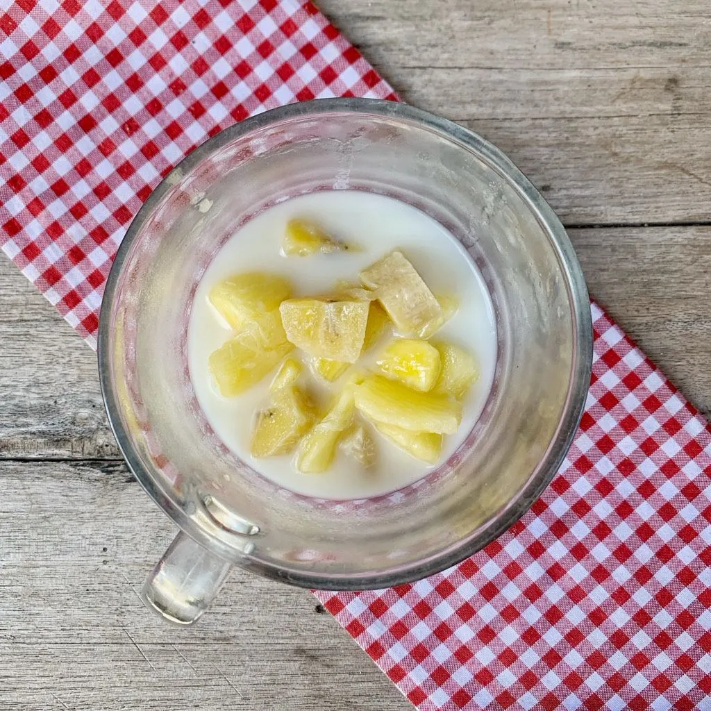 Pisang Singkong Kuning Kuah Santan