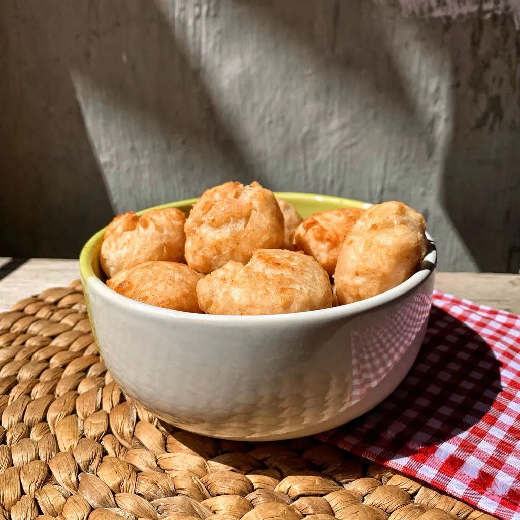 Bola Roti Taro Goreng