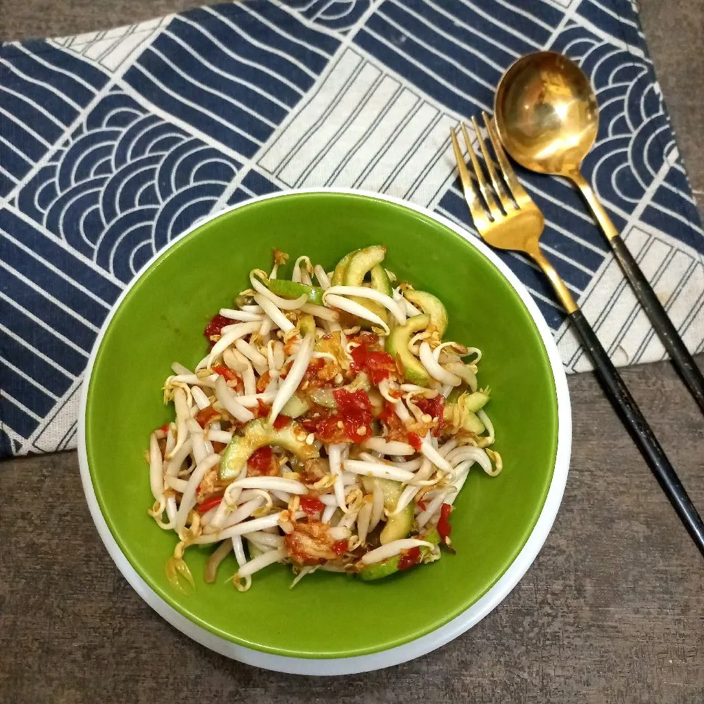 Rujak Tauge Mentimun