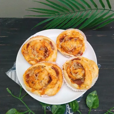 Roti Smoked Beef Keju