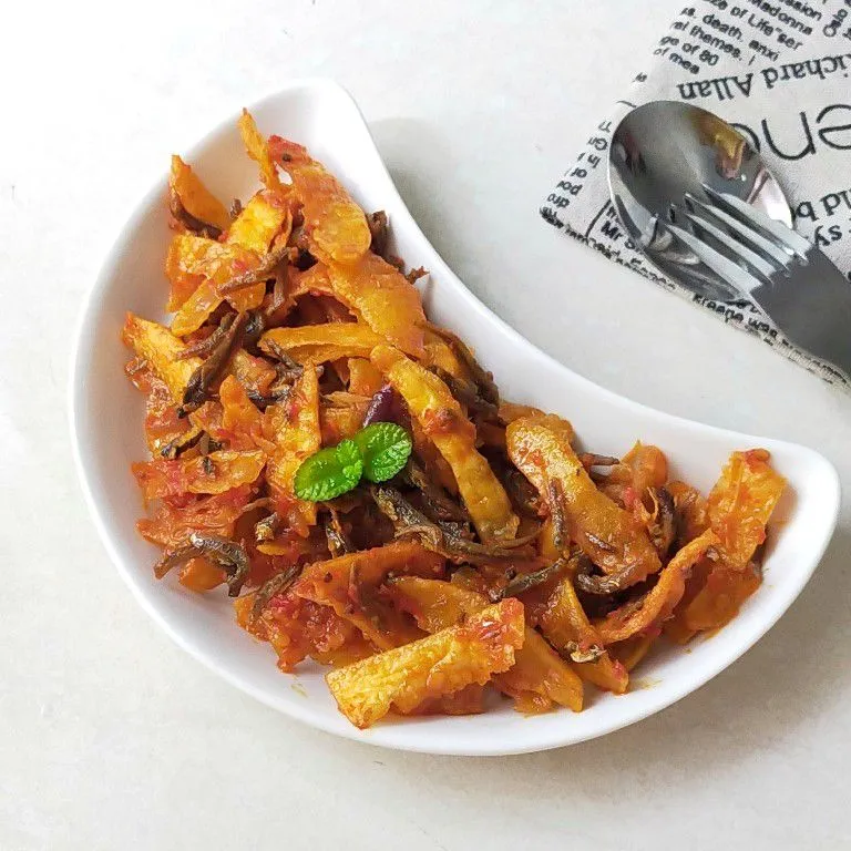 Balado teri keripik singkong