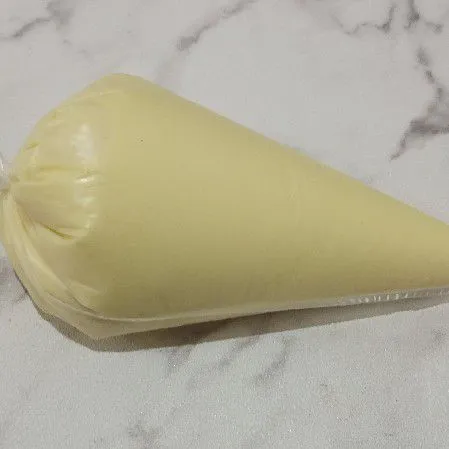 Masukan dalam plastik segitiga sisihkan dahulu