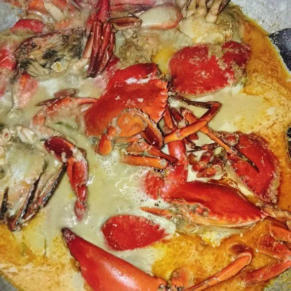 Kepiting Kuah coto siap di hidangkan