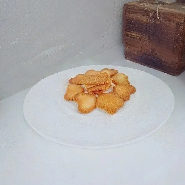 Coconut Melty Butter Cookies