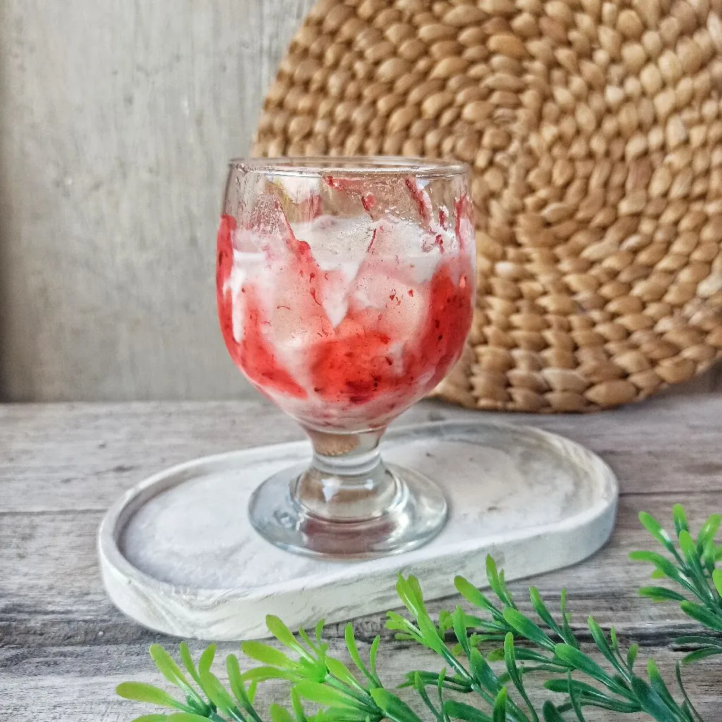 Korean Strawberry Milk