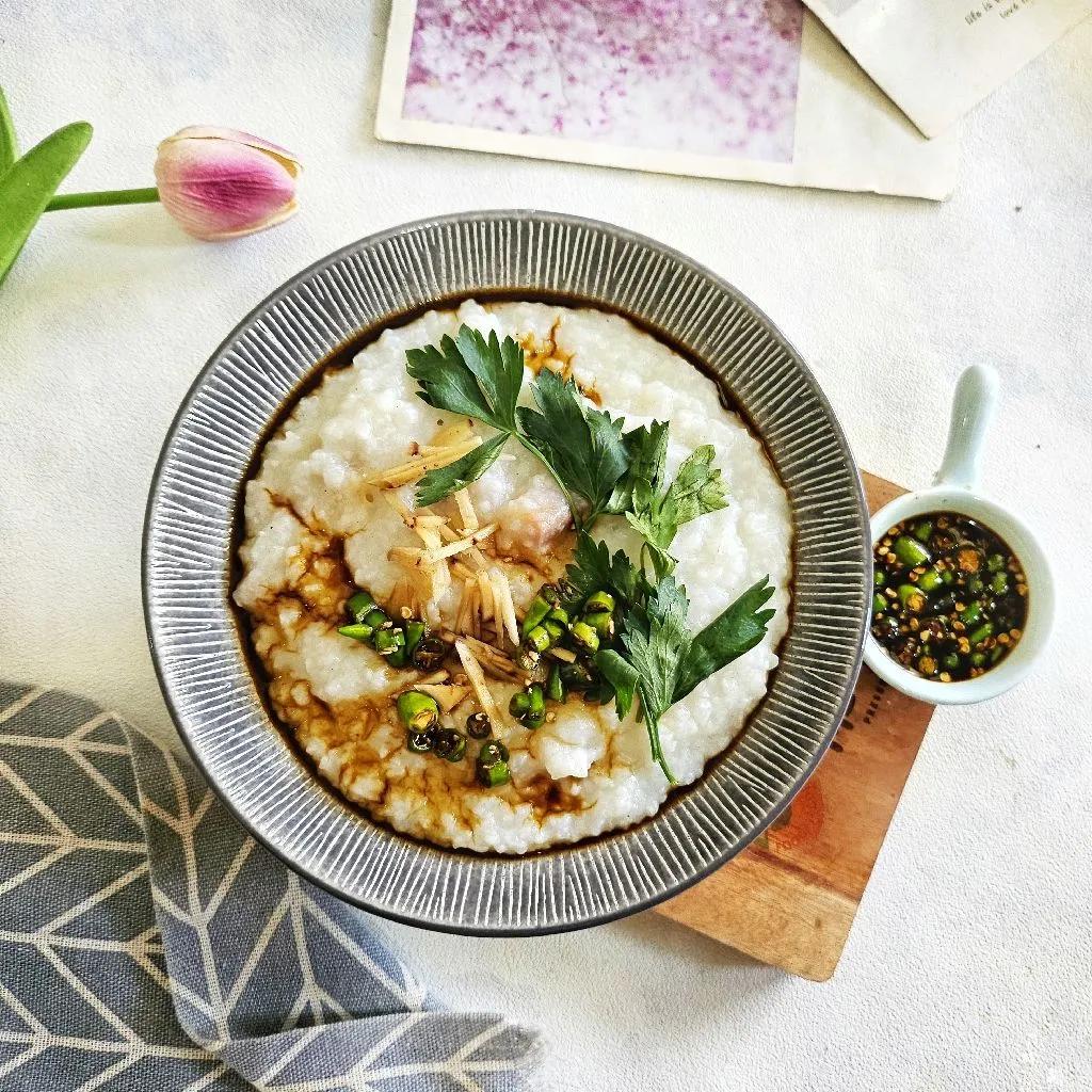 Hongkong Style Bubur Ikan Dori