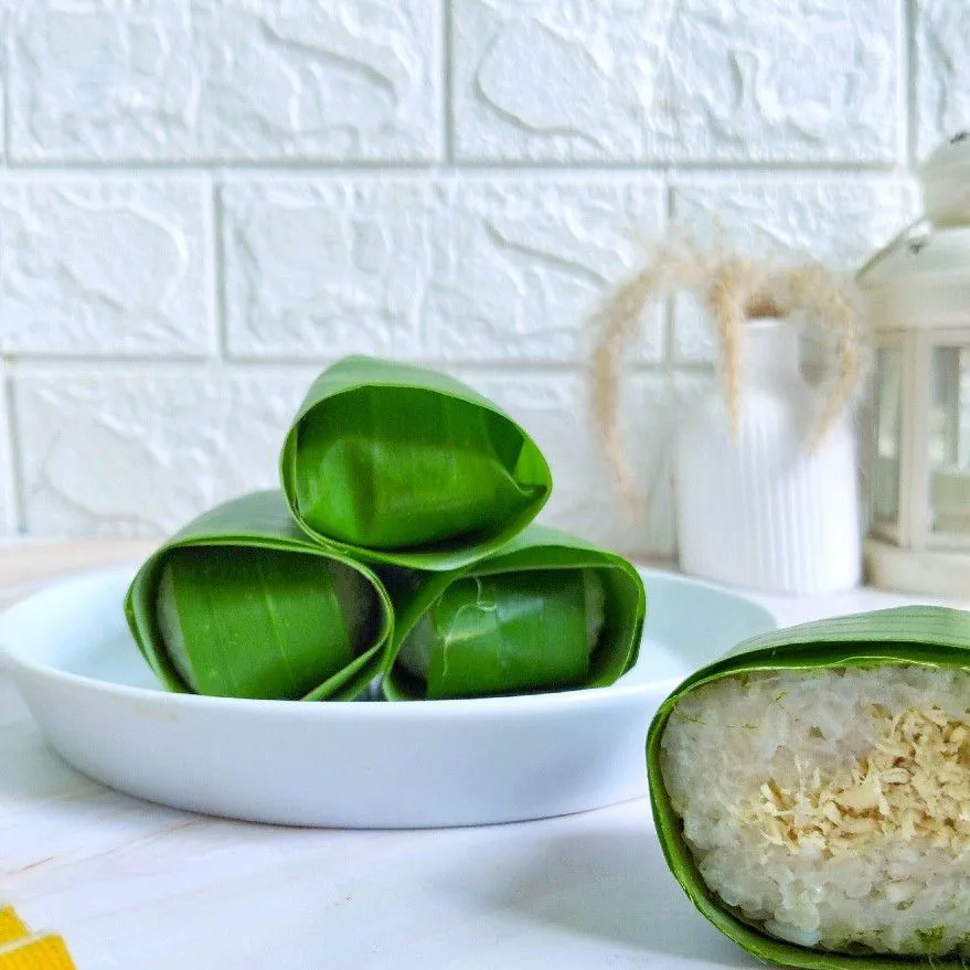 Lemper Ayam Daun Pisang