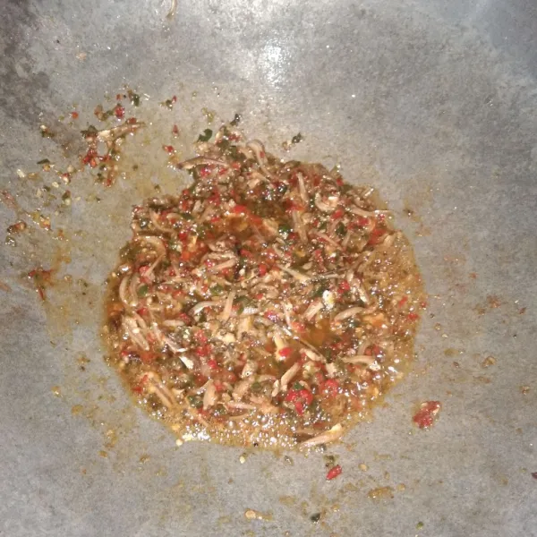 Angkat dan siap disajikan.