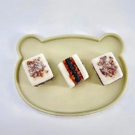 Black Sesame Sandwich