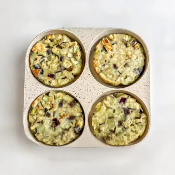 Masak dengan api kecil hingga kedua sisi berwarna keemasan dan matang