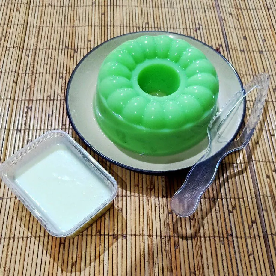 Puding hijau lembut melon fla susu #SeptemBERDAYA