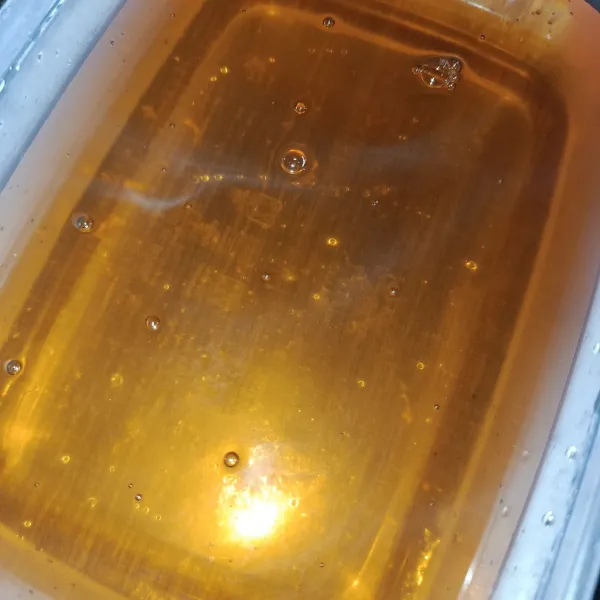 Jika sudah mendidih, tuangkan adonan ke cetakan dan biarkan hingga dingin serta set.