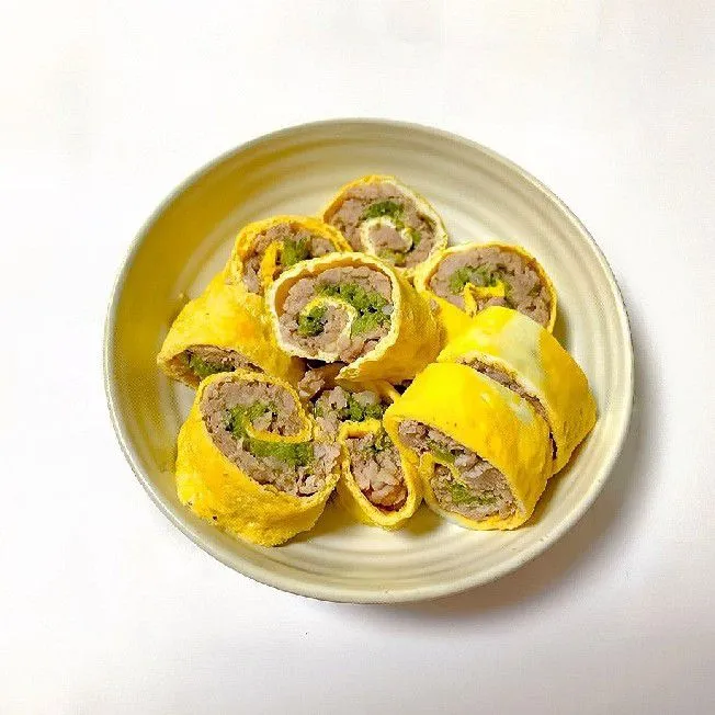 Broccoli Pork Egg Roll