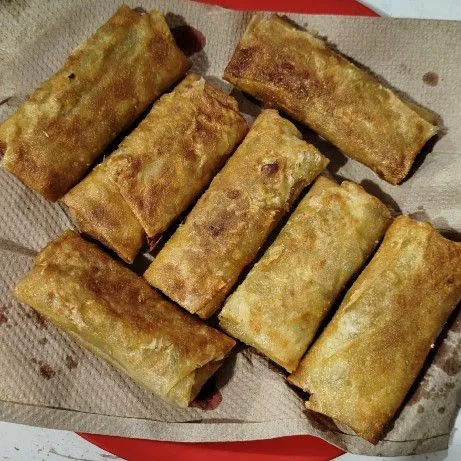 Lumpia Isi Tongkol Suwir Pedas