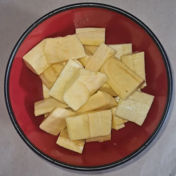 Potong kecil-kecil, pisang tanduk