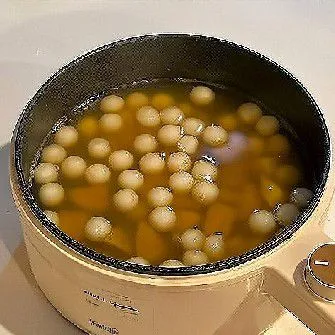 Tambahkan 1 sdm madu, aduk rata