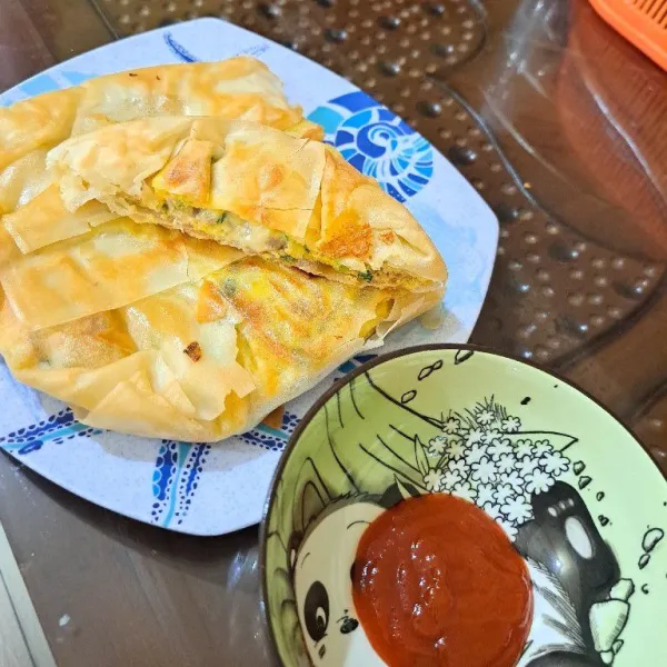 siap di sajikan bersama saus sambal