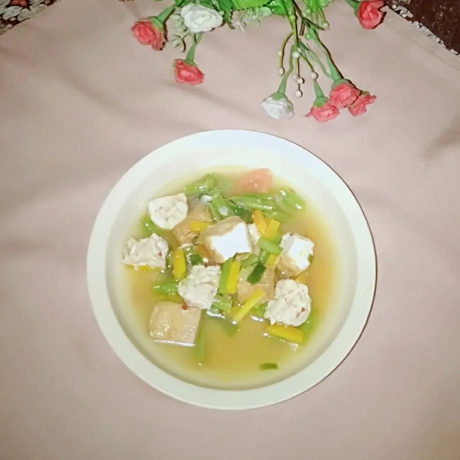 Sayur tahu tempe berkuah