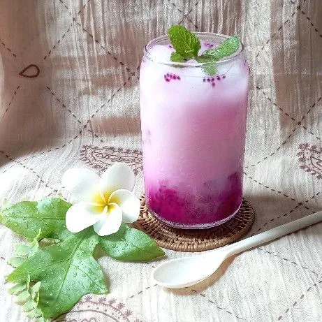 Dragon Fruit Milkshake