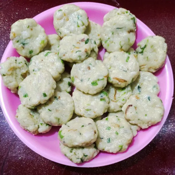 Bentuk adonan sesuai selera