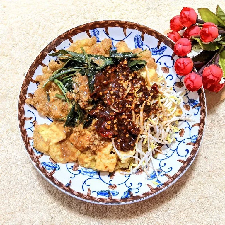 Tahu Tek Komplit Petis Udang