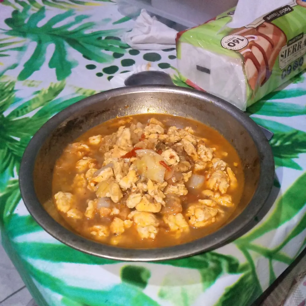 Telur Orak-Arik Kuah Merah