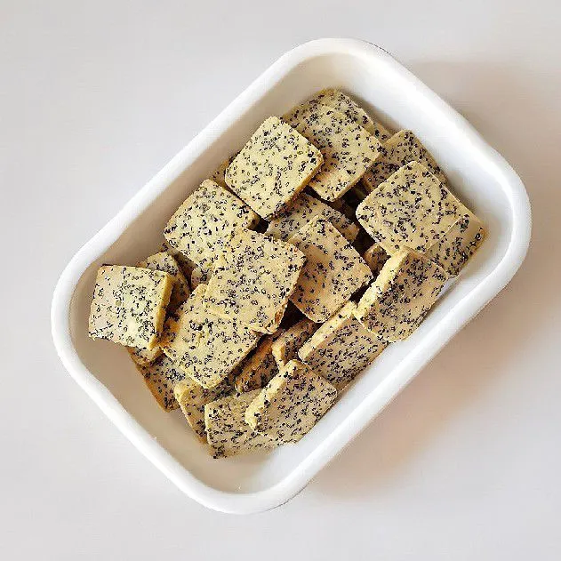 Black Sesame Butter Cookies