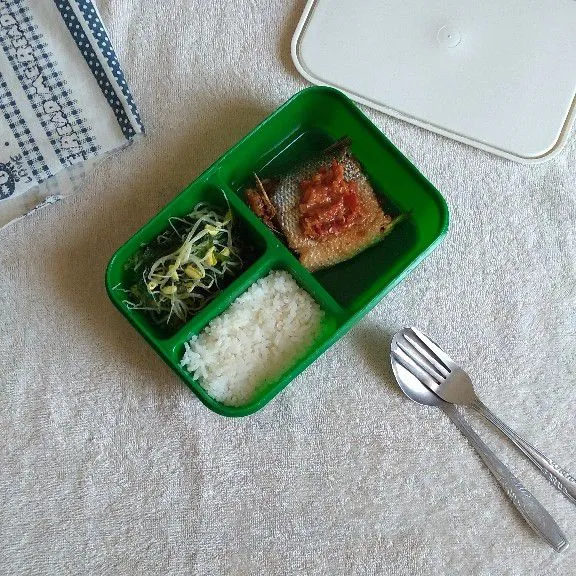 Bekal Nasi Sambal Bandeng #NovemBERNOSTALGIA