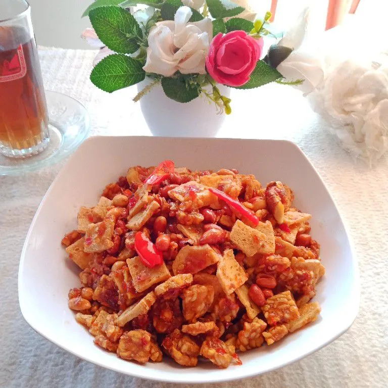 Sambal Goreng Tahu Tempe Kering