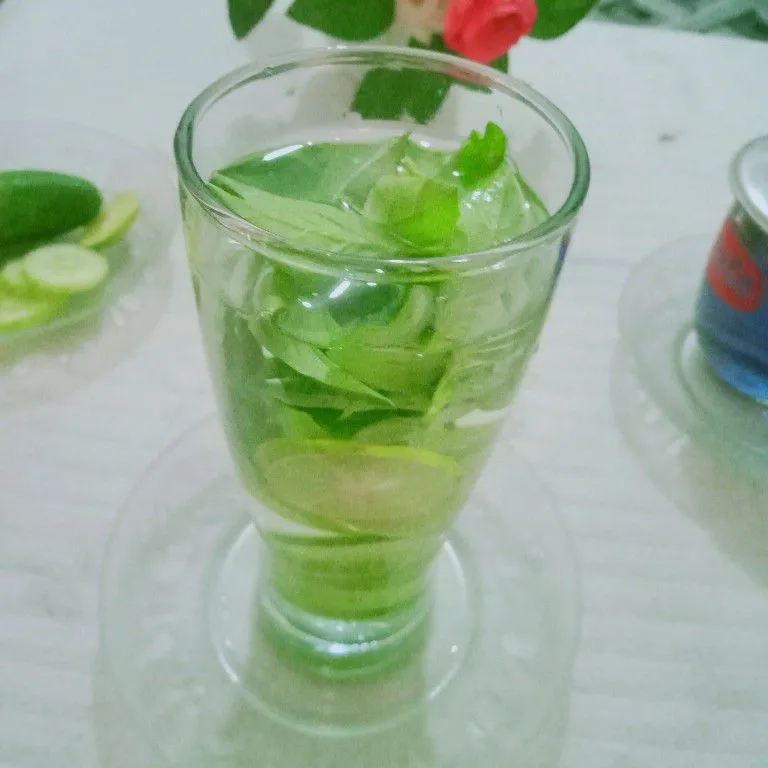Infused Water Mentimun Kemangi