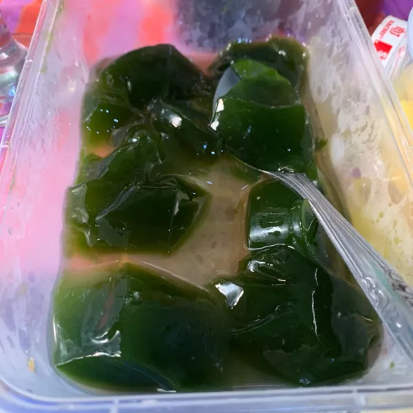 Siapkan cincau hijau